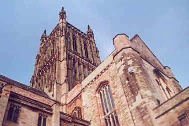 worcester-cathedral.JPG (52539 bytes)
