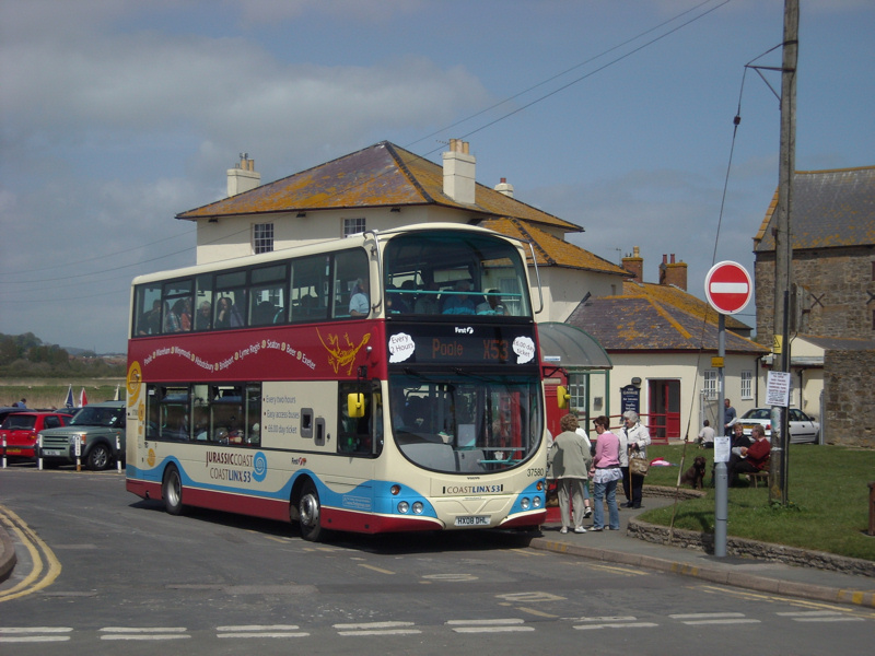 Poole to weymouth bus